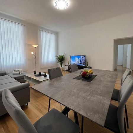 Modernes Juwel In Zentraler Lage Appartement Wenen Buitenkant foto