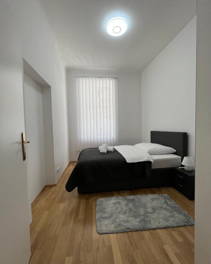 Modernes Juwel In Zentraler Lage Appartement Wenen Buitenkant foto