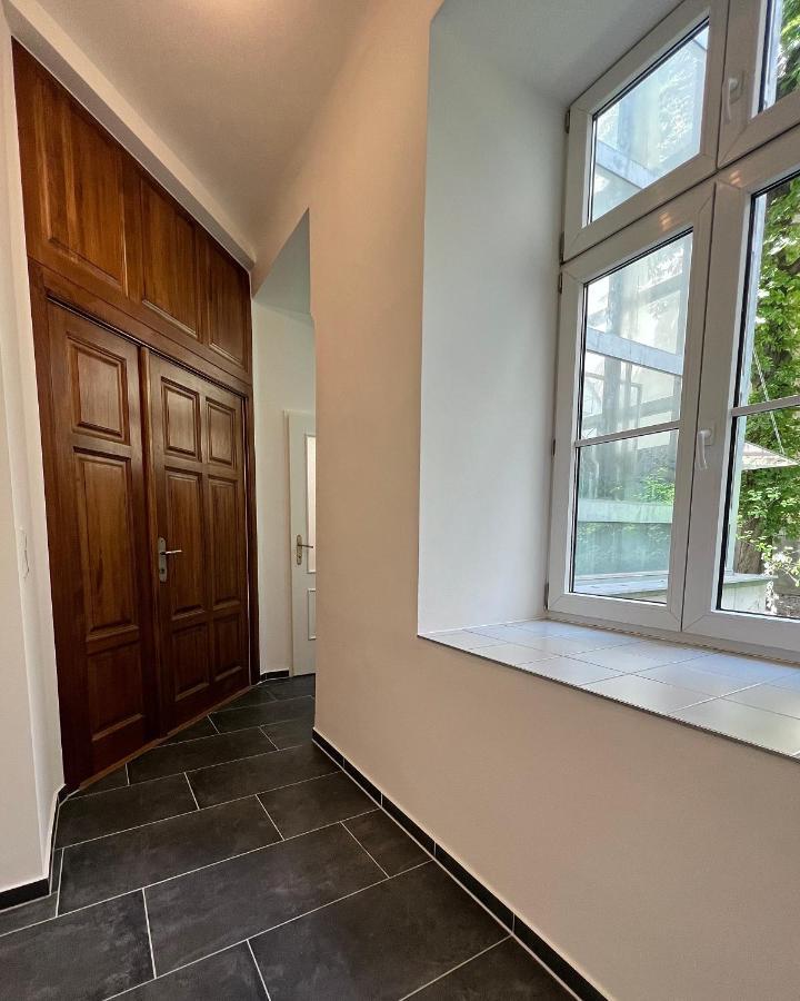 Modernes Juwel In Zentraler Lage Appartement Wenen Buitenkant foto