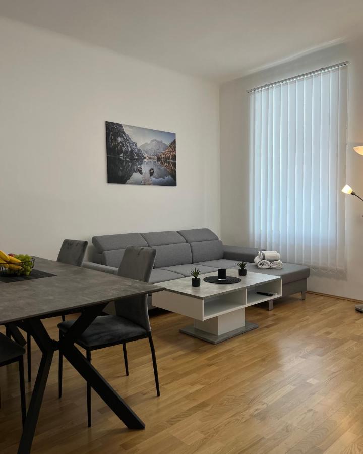 Modernes Juwel In Zentraler Lage Appartement Wenen Buitenkant foto